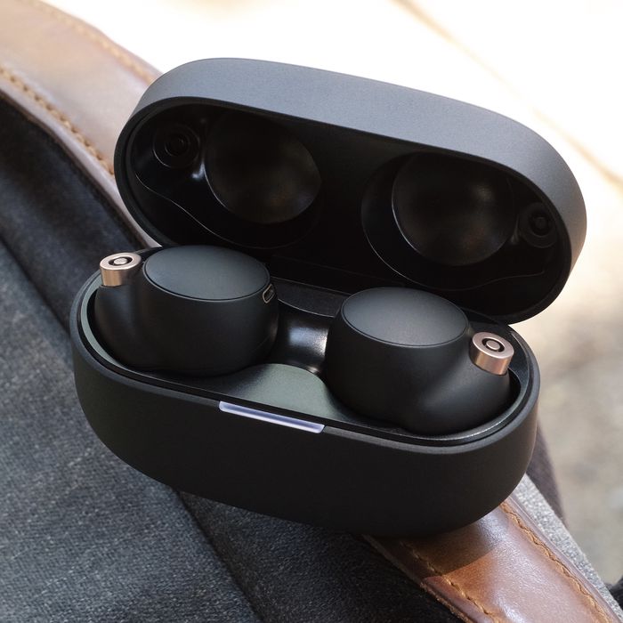 THE WIRELESS EARBUDS AND AIRPODS SO&nbsp;FAR.
